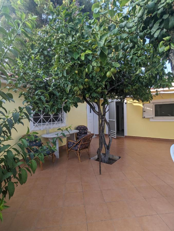 Villa Λευτέρης Isthmia Exterior foto